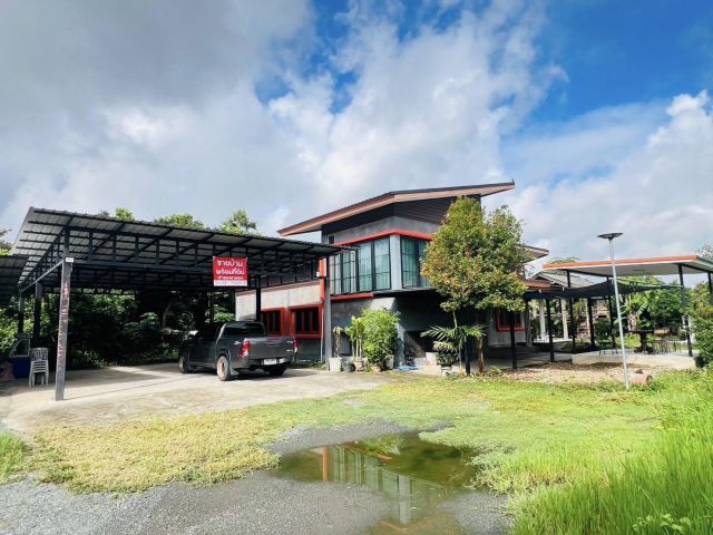 ขายถูกมาก!! บ้านพร้อมที่ดิน 2 งาน 10 ตารางวา ทำเลทอง อ.สันกำแพง จ.เชียงใหม่ ใกล้ห้าง และตัวเมืองเชียงใหม่