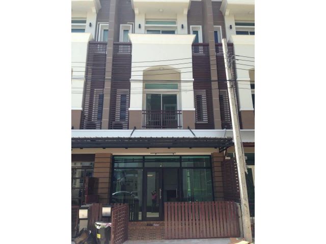 ขาย/ให้เช่า Home Office พร้อมอยู่อาศัย – Premium Place นวมินทร์ ลาดพร้าว 101