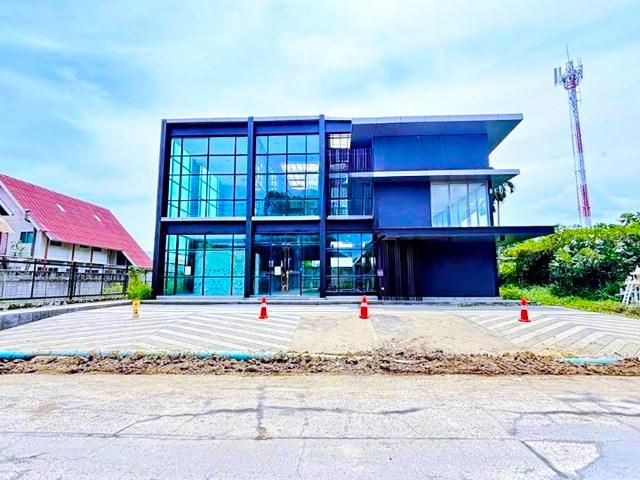 ออฟฟิศใหญ่ แม็คโคร ศรีนครินทร์ 1.49กม. MRTศรีด่าน 1.2กม.ศรีลาซ