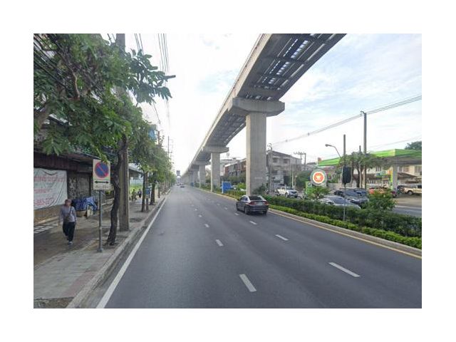 ขายที่ดินพร้อมสิ่งปลูกสร้างใกล้ MRT สถานีภาวนาเพียง 700 เมตร