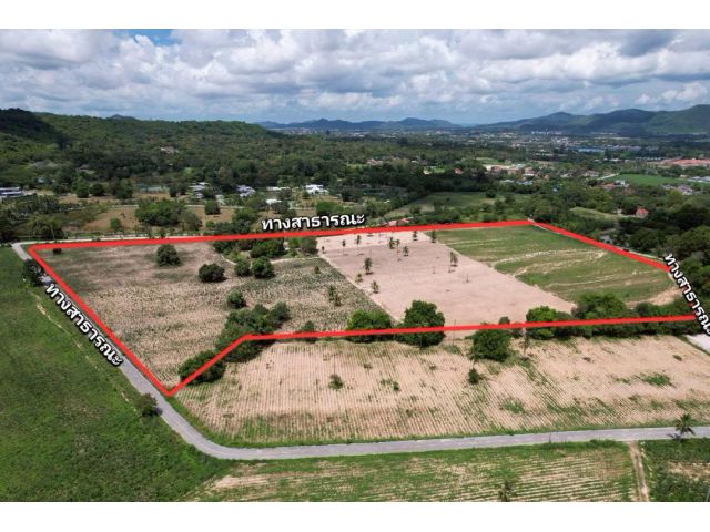 R68-089ขายที่ดินแปลงใหญ่ ขายยกแปลง บางเสร่ ต.บางเสร่ อ.สัตหีบ จ.ชลบุรี  เนื้อที่ 45 ไร่ 3 งาน 9.5 ตร.ว  เอกสารโฉนดครุฑแดง  ติดทางสาธารณะ