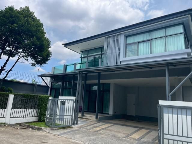 พร้อมให้เช่าบ้านเดี่ยวหลังมุม 2 ชั้น เศรษฐสิริ กรุงเทพกรีฑา7