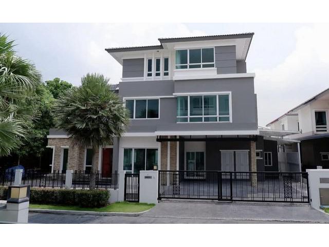 ขายบ้านเดี่ยว แกรนด์ บางกอก บูเลอวาร์ด พระราม 9