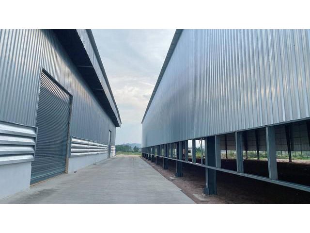 ให้เช่าโรงงานโกดังสร้างใหม่ชลบุรี 2,000   ตรม.