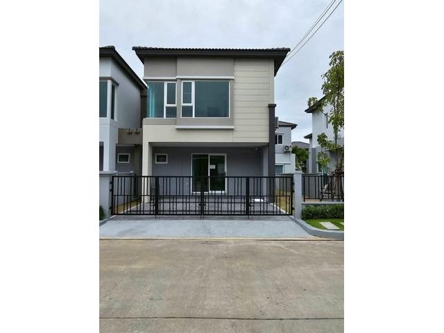 ให้เช่า บ้านแฝด แกรนด์ พลีโน่ เมกา บางนา Grande Pleno Mega Bangna