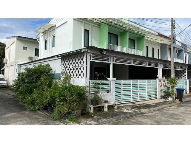 ขายทาวน์เฮ้าส์ เทิดราชัน1 เมอริทแกรนด์ ดอนเมือง ฟรีโอน ผ่อน9,000บาทต่อเดือน