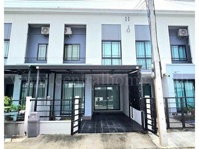 ทาวน์โฮม พลีโน่ รังสิต - ปทุมธานี ตกแต่งสวย ทำเลดี พร้อมอยู่