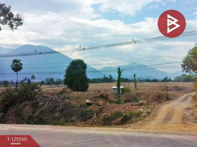 ขายที่ดินติดถนนสาธารณะ เนื้อที่ 122 ไร่ 37.3 ตารางวา อ.โป่งน้ำร้อน จันทบุรี