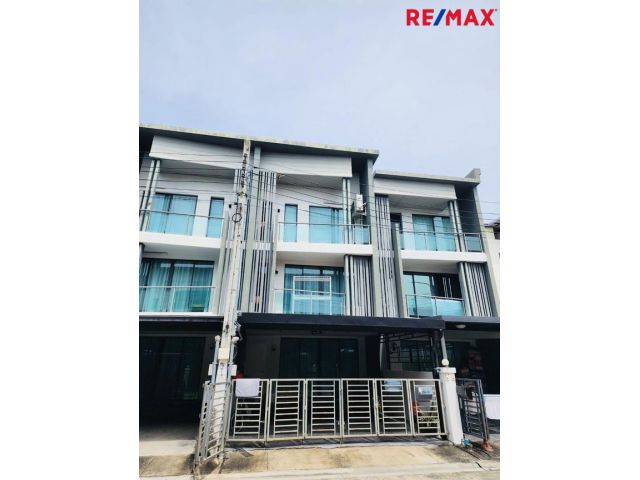 ขาย/เช่า ทาวน์โฮม 3ชั้น โครงการเฌอคูนสาทร-ราชพฤกษ์เนื้อที่กว้าง 21.4 ตรว.พื้นที่ใช้สอย 168 ตรม