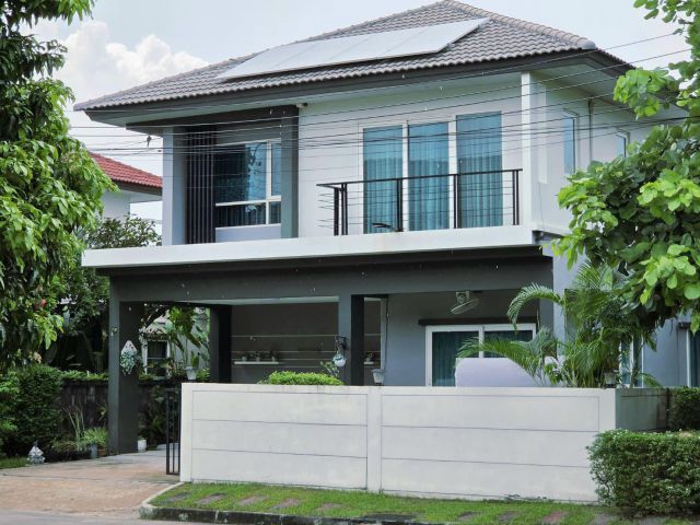 ให้เช่าบ้านเดี่ยวหรู #วรารมย์พรีเมี่ยม วัชรพล–จตุโชติ ตกแต่งครบพร้อมเข้าอยู่ พร้อมระบบ Sola Cell Free Wifi + ค่าส่วนกลาง