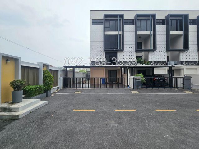 ขาย ให้เช่า ทาวน์โฮม/โฮมออฟฟิศ เดอะ ฮาร์โมนี แอท รามอินทรา 62 The Harmony at Ramintra62 ใกล้รถไฟฟ้าสายสีชมพู