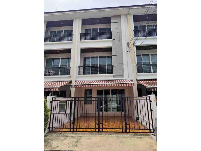 B1029 ให้เช่าทาวน์โฮม โครงการ:บ้านกลางเมือง ซอยลาดพร้าว87