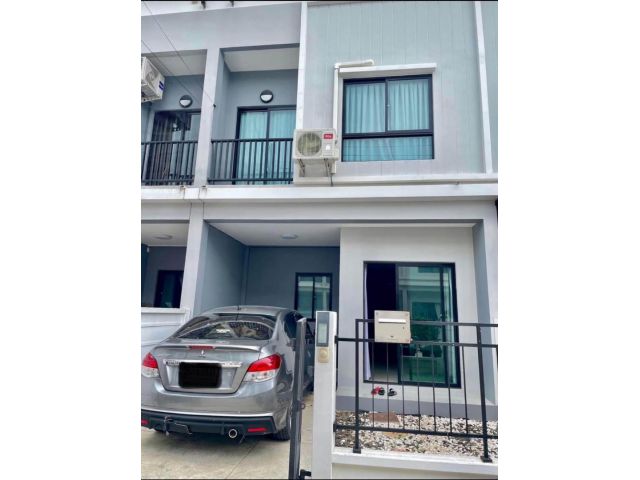 ให้เช่าทาวน์โฮม 2ชั้น ไทรน้อย บางบัวทอง ใก้ลตลาดน้ำไทรน้อย