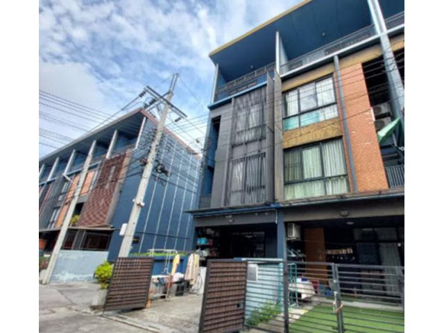 MRT เมืองทองธานี300 ม. แจ้งวัฒนะ31-37 ให้เช่าทาวน์โฮม 3.5 ชั้น