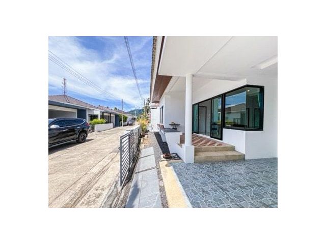 Single House for Rent in a Great Location near Taling Ngam Beach