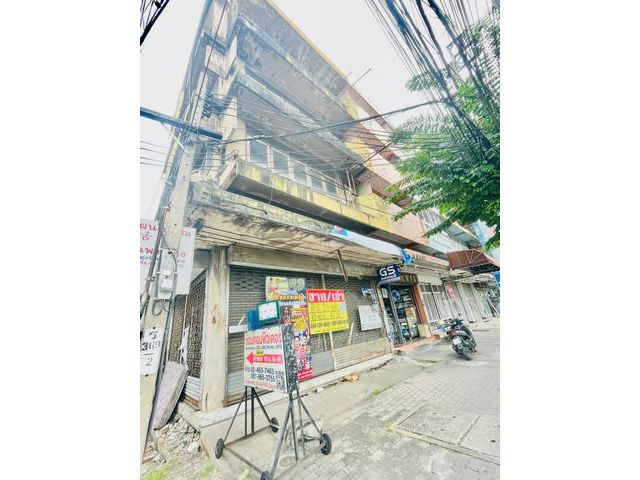 ขายอาคารพานิชย์ 4.5 ชั้น 1.5 คูหา  69 ตร.วา  ติดถนนสุขสวัสดิ์37