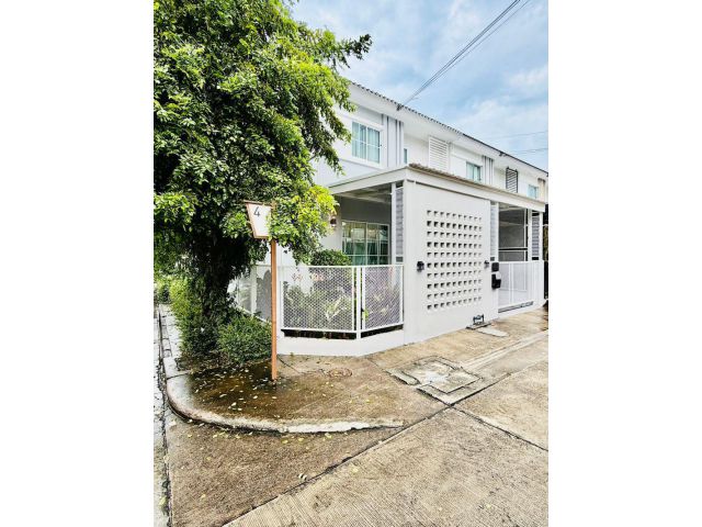 #ขายบ้านพฤกษา-เขาน้อย(มุมนอก) 3 ห้องนอน 2 ห้องน้ำ (2 ชั้น) ขนาดพื้นที่ 23 ตารางวา 3.59 ล้านบาท