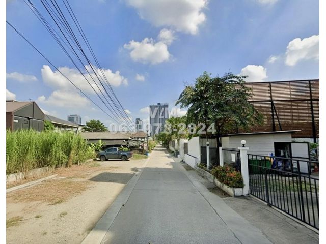 ขายที่ดิน ซอย พงษ์เวชอนุสรณ์ 2 ซอยสุขุมวิท 64 แขวงบางจาก เขตพระโขนง เนื้อที่ 300 ตารางวา