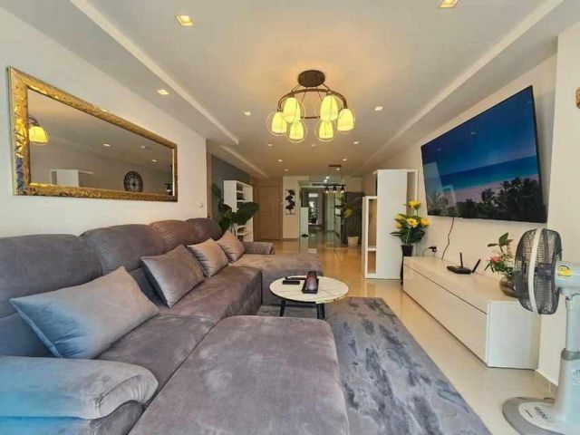 C656 ให้เช่า คอนโด 2 ห้องนอน รีโนเวทใหม่ พระตำหนัก 6