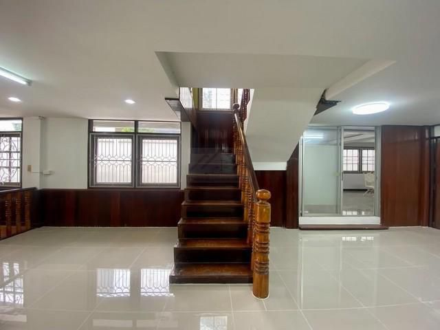 PB5898ให้เช่า บ้านเดี่ยว 2 ชั้น ย่านพระรามเก้า ซอยพระรามเก้า 62 เสรี 8 ใกล้เดอะไนน์พระราม9 ใกล้แอร์พอร์ตลิ้งค์หัวหมาก