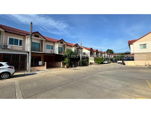 ขายทาวน์เฮ้าส์ 2 ชั้น หมู่บ้านพิศาล โครงการ19 ถนนเทียนทะเล ซอย7 แยก6-5 พื้นที่ 20 ตรว. ราคาถูก อยู่ถนนเมนหน้าโครงการ