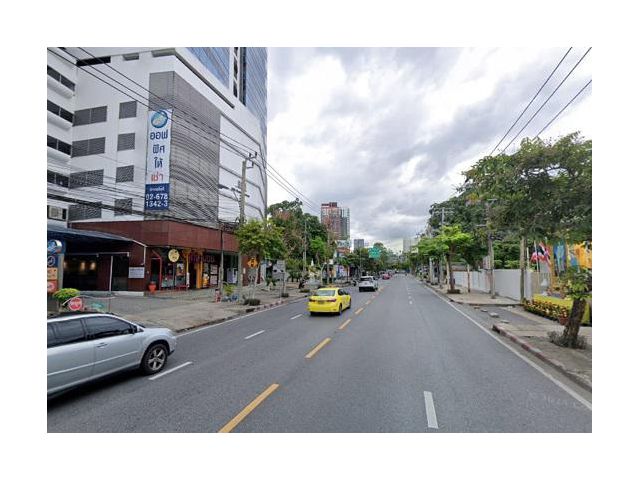 ขายที่ดินพร้อมสิ่งปลูกสร้าง ทำเลดี ถนนกว้าง โซนนางลิ้นจี่