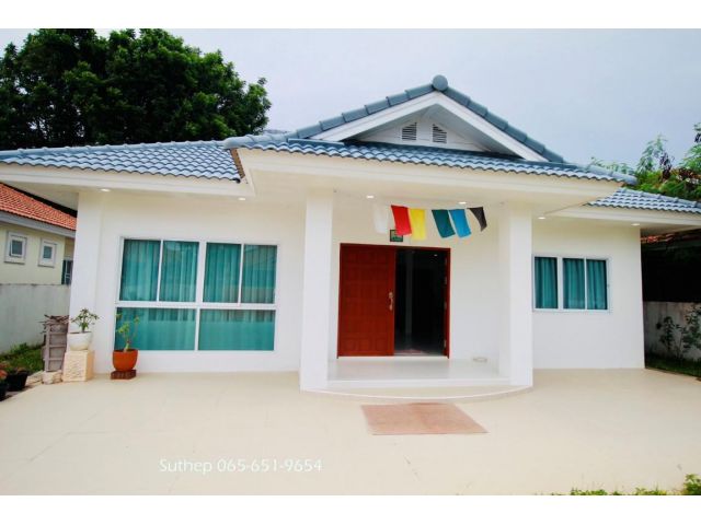 บ้านเดี่ยวชั้นเดียว รีโนเวทใหม่ทั้งหลัง 100 ตร.ว หมู่บ้านเทพรัฐ ใกล้นิคมฯเอเชียและโลตัส บ้านฉาง ระยอง