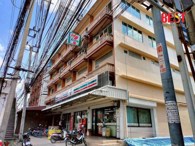 ขายอาคารพาณิชย์ 4 คูหา พร้อมกิจการ 7-Eleven และผู้เช่าเต็ม 100% ติดถนนใหญ่ หน้าปากซอยแจ้งวัฒนะ–ปากเกร็ด 36 ใกล้รถไฟฟ้า