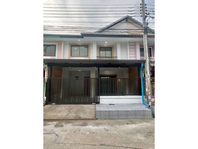 ขายหมู่บ้านพฤกษา10 ถนนบางกรวย-ไทรน้อย  บางบัวทอง  นนทบุรี