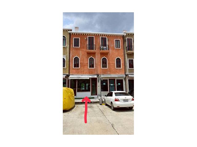 ขาย/เช่าถูกมาก!!  โฮมออฟฟิศ 3 ชั้น โครงการเวนิช ดิ ไอริส วัขรพล