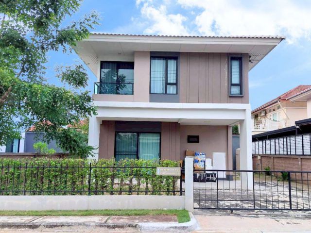 ขายบ้านเดี่ยว คณาสิริ รังสิต คลอง 2 จุดเด่นที่ ราคาถูกสุด คุ้มค่ากับเนื้อที่และทำเล ใกล้ BTS สถานีคูคต