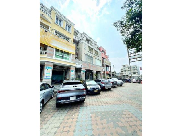 ออฟฟิตใหญ่ 1,257 ตร.ม.MRTบางบำหรุ433ม. เซ็นทรัล ปิ่นเกล้า 7ชั้น