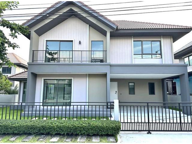 ขาย บ้านเดี่ยวหมู่บ้านเพฟบางนา (PAVE Bangna) 4ห้องนอน ทิศเหนือ