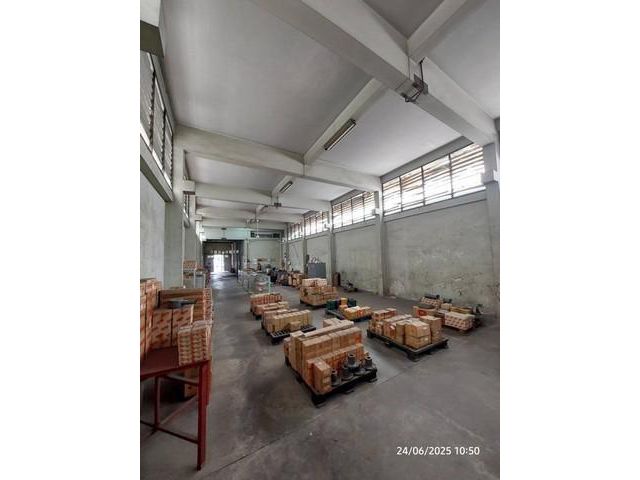 โกดัง ใจกลางเมือง ย่านบรรทัดทอง ปทุมวัน สยาม หัวลำโพง สามย่าน