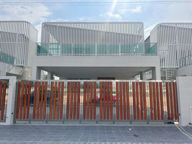 บ้านเช่าพร้อมสระว่ายน้ำส่วนตัว หรูสไตล์ luxuryมีระบบความปลอดภัยสู