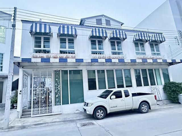 โฮมออฟฟิศ 3ชั้น คาเฟ่ร้านอาหารได้ ทำโฮมออฟฟิศได้ พักอาศัยได้ ใกล้