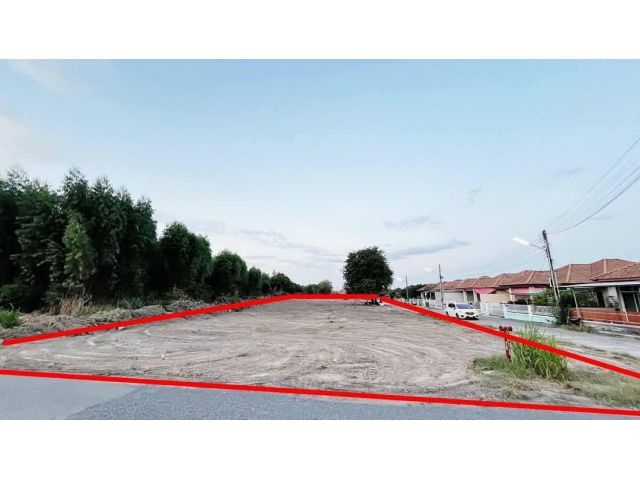 ขายที่ดินบ้านฉางทำเลดี 3 ไร่ ติดถนน2ด้านซอยประชุมมิตร12 ใกล้หาดเพียง5กม. จ.ระยอง