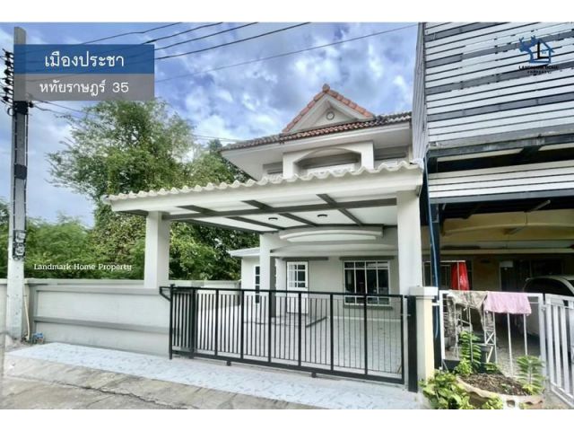 lN-059 ขายทาวน์เฮ้าส์ 2 ชั้น รีโนเวทใหม่ พร้อมอยู่