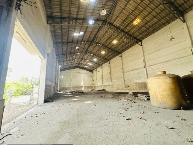 ขายที่ดินพร้อมโรงงาน มี รง.4  เนื้อที่ 2-3-82 ไร่ ถ. พุทธมณฑลสาย 4  ต.อ้อมน้อย อ.กระทุ่มแบน จ.สมุทรสาคร