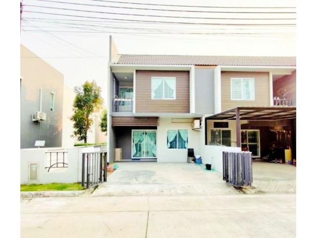 เช่าทาวน์โฮม 2ชั้น วัดสามง่าม 7-Eleven บางบัวทอง 1กม. 3นอน เฟอร์