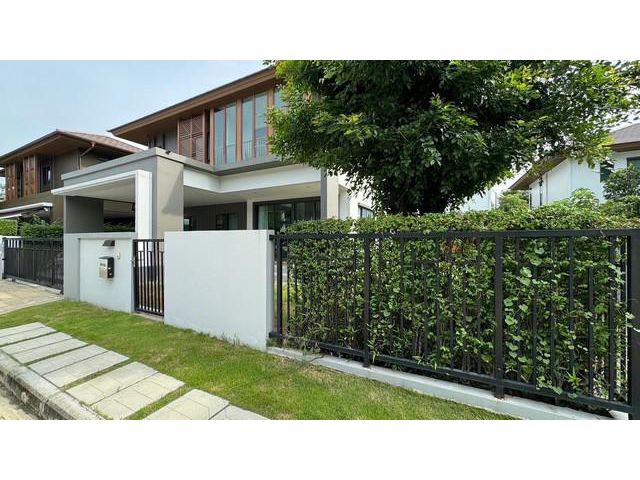 ให้เช่าบ้าน 2 ชั้น บุราสิริ พัฒนาการ ขนาด 250 ตารางเมตร ติด Clubh