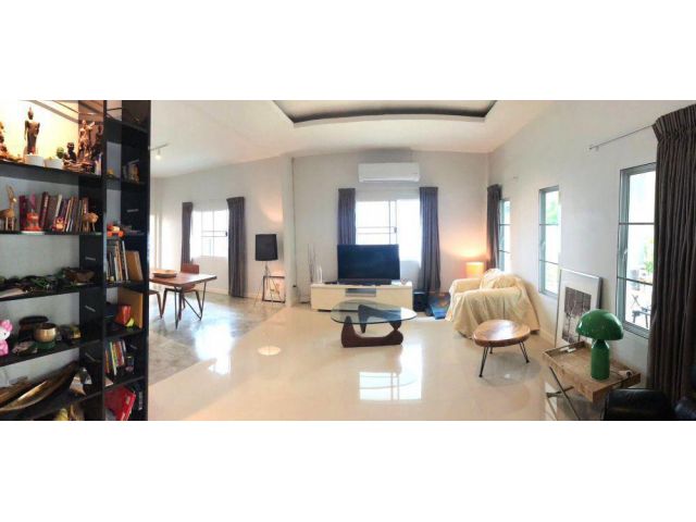 ขายบ้านเดี่ยว หมู่บ้านโรยัลวิว อ.หางดง เชียงใหม่ ทำเลดี เหมาะกับการอยู่แบบยั่งยืน ระบบโซลาร์ + น้ำฟรี มีที่ปลูกผัก ผลไม้