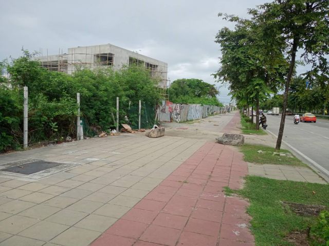 ขายที่ดินติดถนนพระเทพตัดใหม่ 789 ตรว.