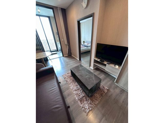 Whizdom Essence for rent 1 bedroom 1 bathroom 35 sqm rental 19,000 baht/month