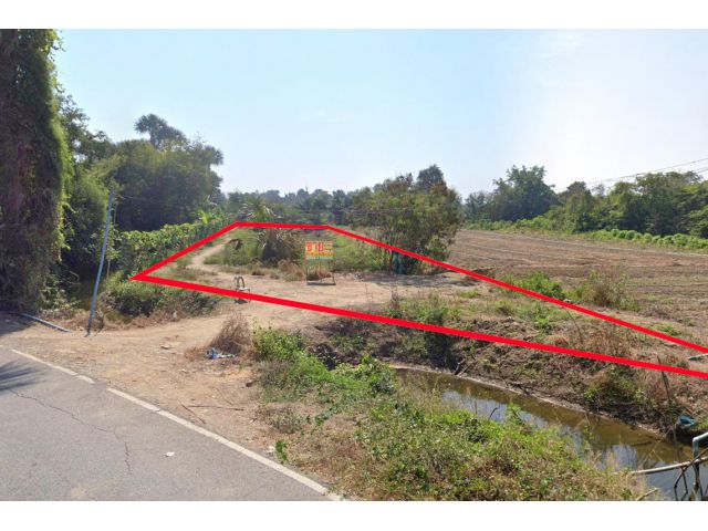 ที่ดินเปล่า 1-1-9.3 ไร่ ต.ดอนรวก อ.ดอนตูม จ.นครปฐม