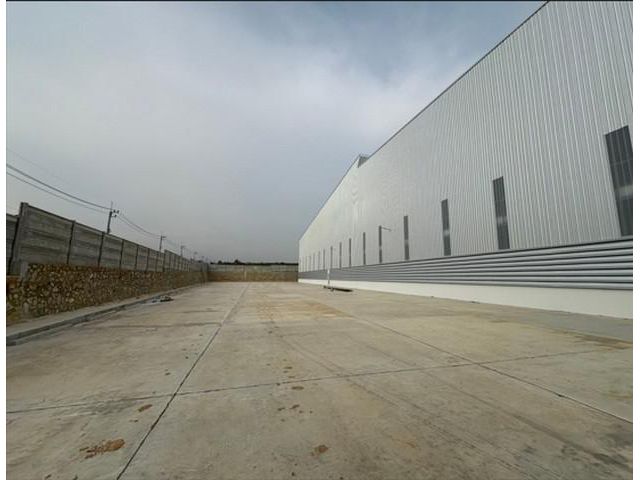 ให้เช่าโรงงานสร้างใหม่ ขนาด 20,000 ตรม.ตำบล เขาคันทรง อำเภอศรีราช