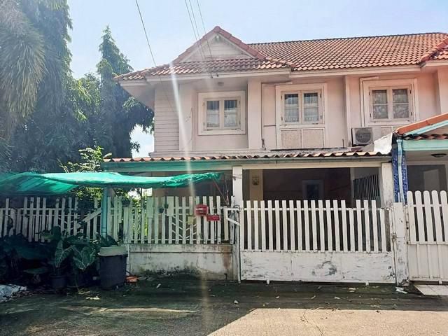 ทาวน์เฮ้าส์  ในโครงการพฤกษา 31