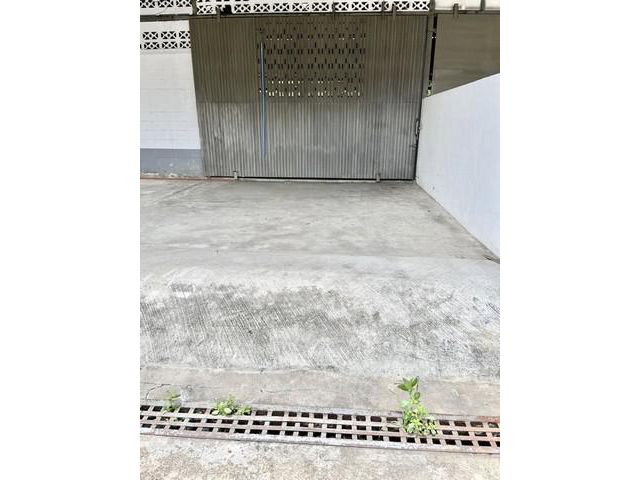 ให้เช่าโกดัง 540 ตรม ใกล้นิคม ต.บางปู อ.เมือง จ.สมุทรปราการ