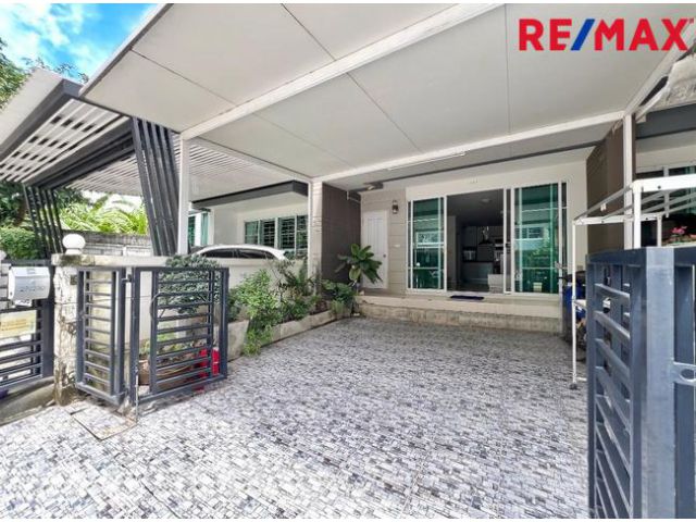 ขายทาวน์โฮม 3 ชั้น โครงการ Town Avenue พระราม 9 (กรุงเทพกรีฑา ซอย 7) ใกล้โรงเรียนนานาชาติ