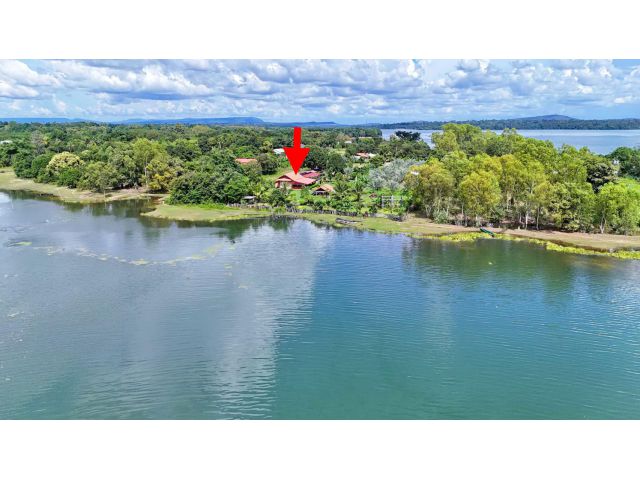 บ้านสวนริมน้ำ อำเภอสิรินธร จังหวัดอุบลราชธานี